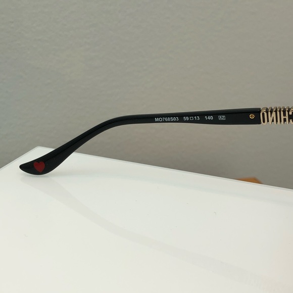 New Moschino MO768S03 Oversized Retro Sunglasses - Picture 5 of 7